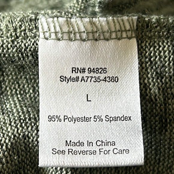 Janet Chung Cozy Super Soft 1/4 Zip Sweater - Picture 10 of 11